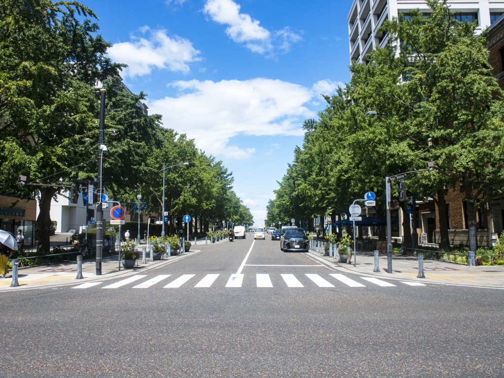 風俗嬢と風俗店の関係について。